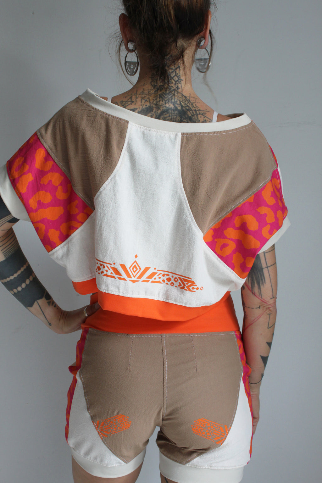 Safari Pop'🩷🐆🧡E26 Short TM