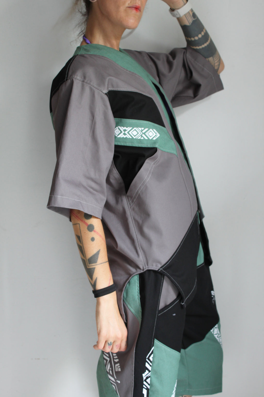 💜🩶OUIDAH💚🖤 Capsule E26 Chemise "Baseball" TM/L