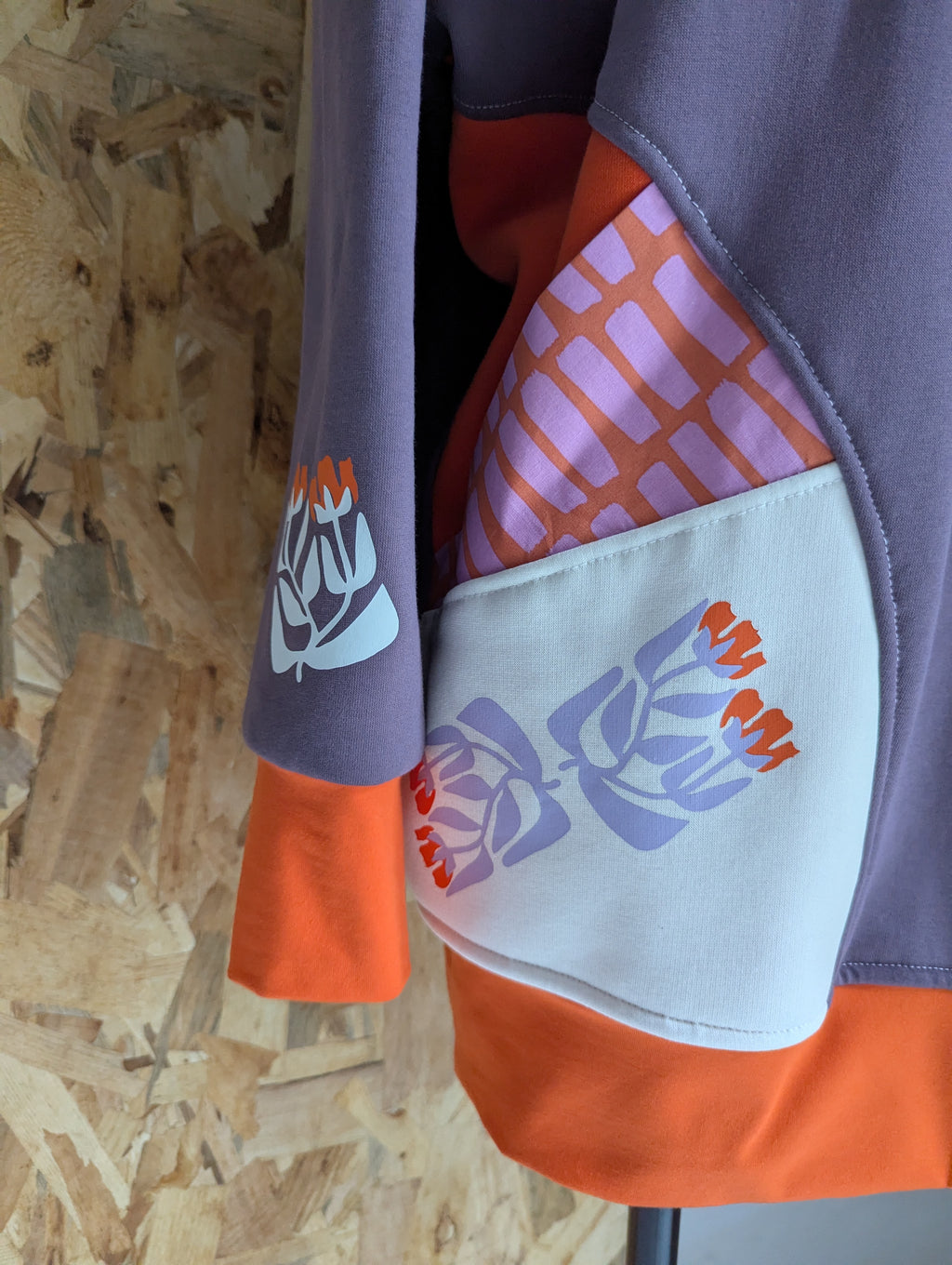 "l'Amour Vaincra" 2.0 P26 Sweat Loose/ Tunique A24 2.0 TM/L