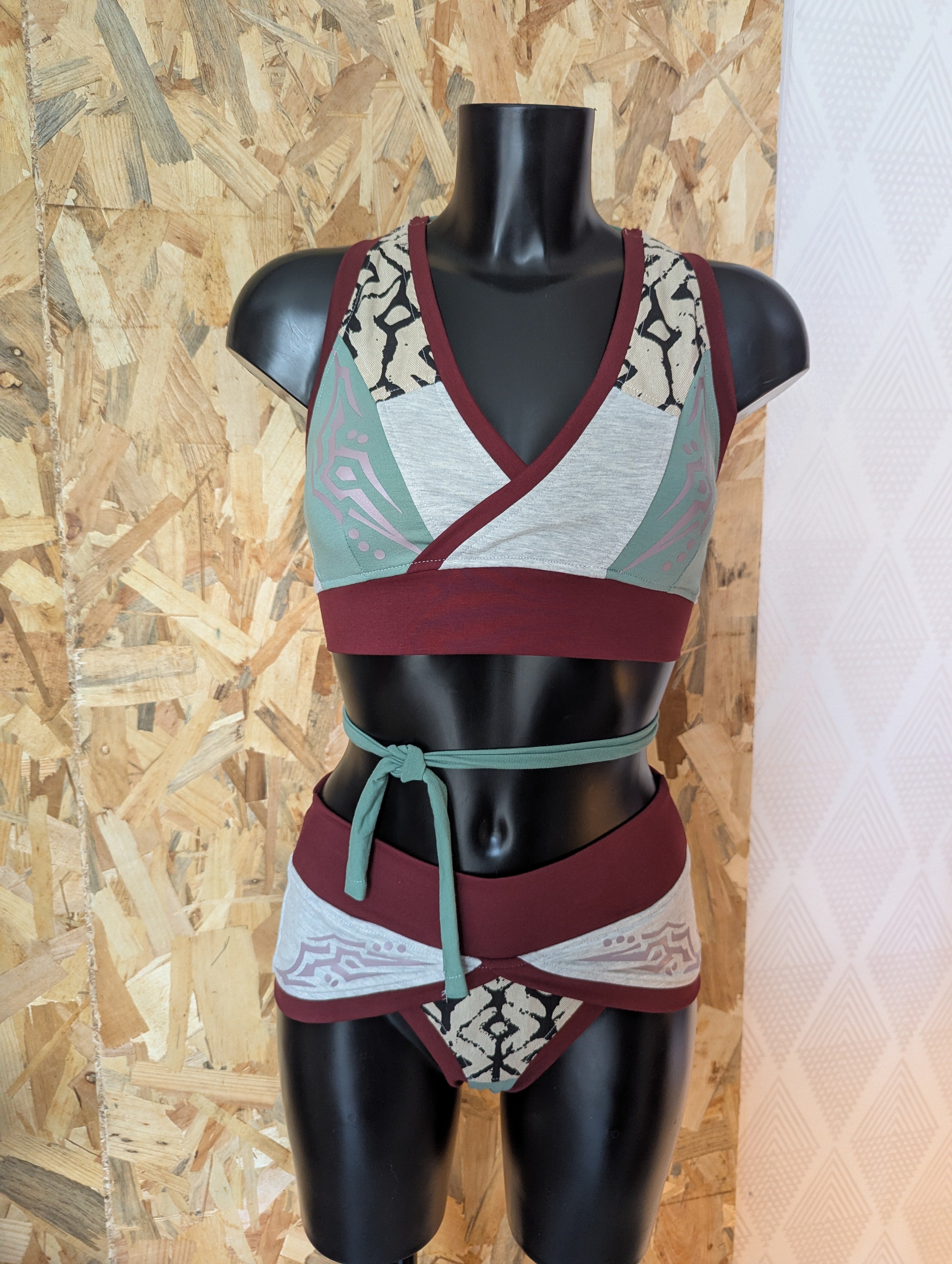 "Toraibaru" E26 Ensemble "Lingerie" TS