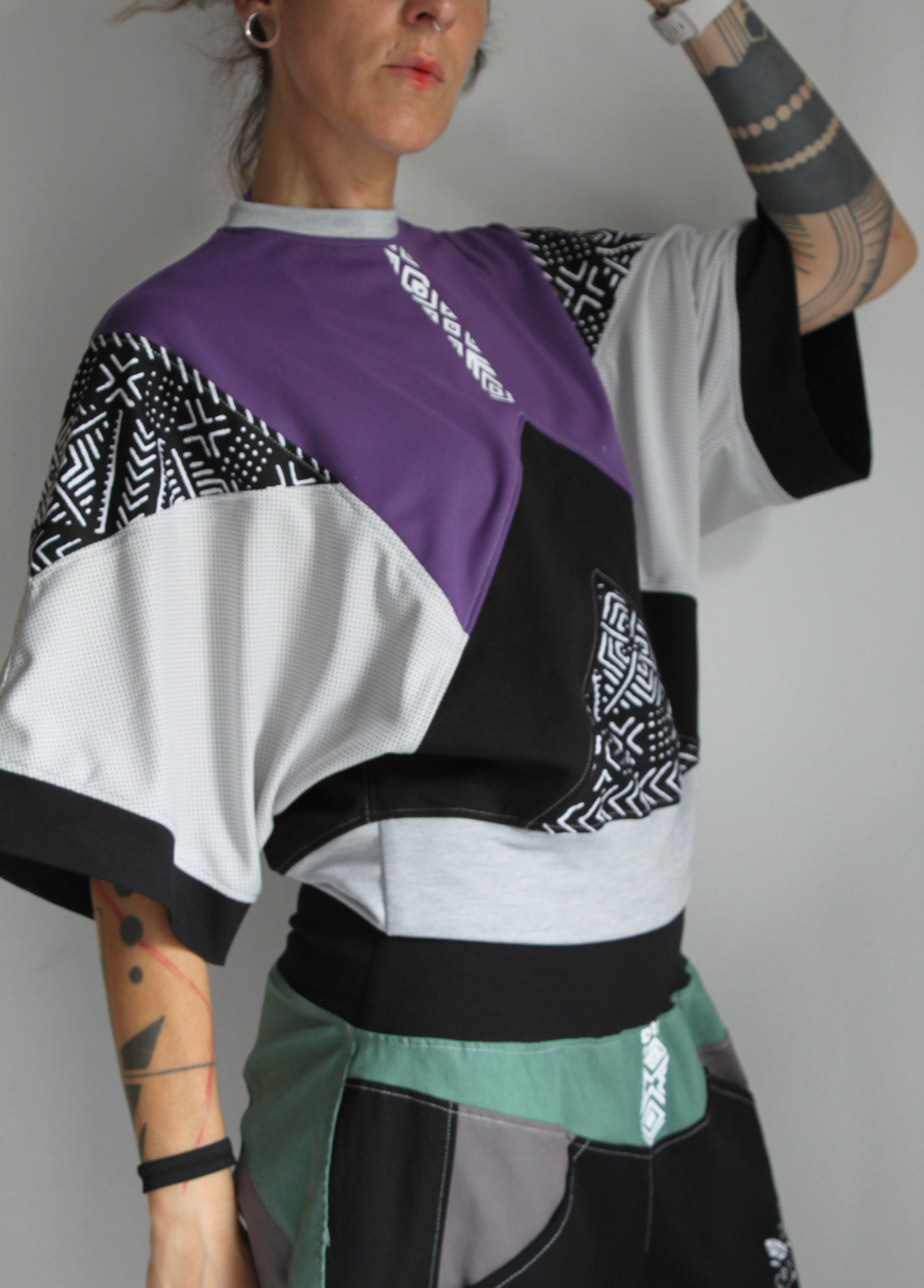 💜🩶OUIDAH💚🖤 Capsule E26 Haut "Kimo" TM
