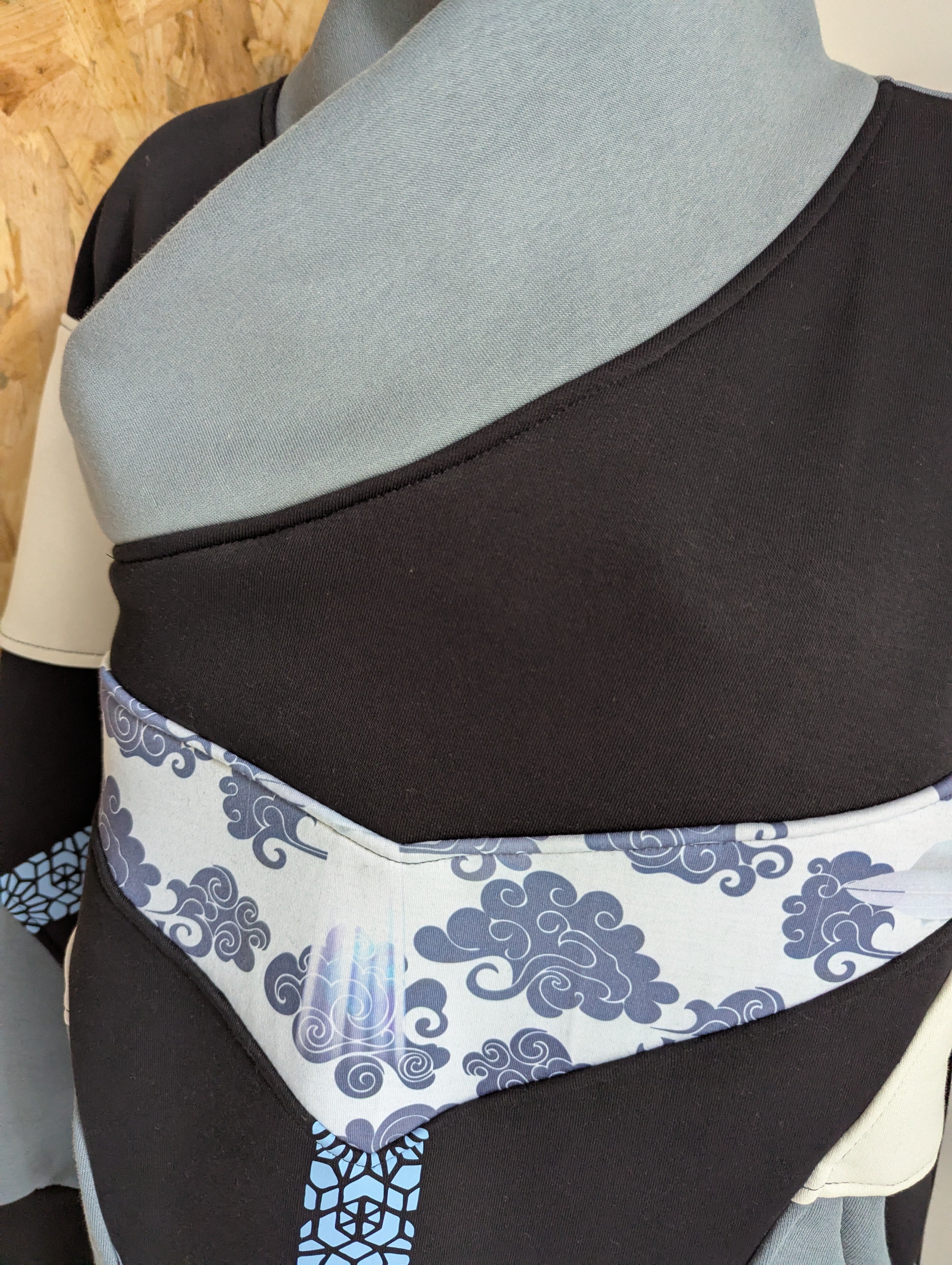 KijiBato Blue P26 Robe-Sweat Col Croisé TL