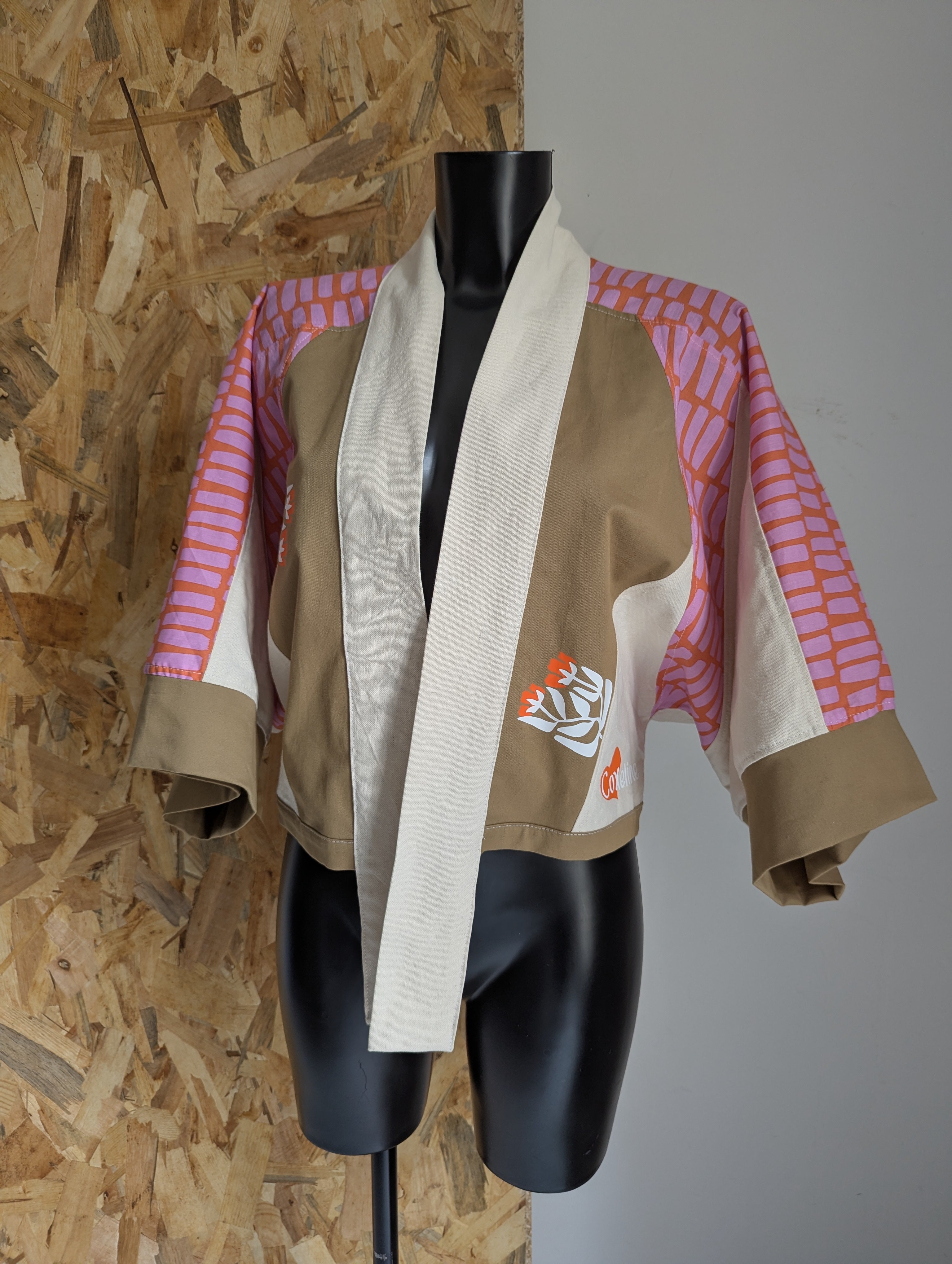 "l'Amour Vaincra" 2.0 P26 Kimono Court P23 TU