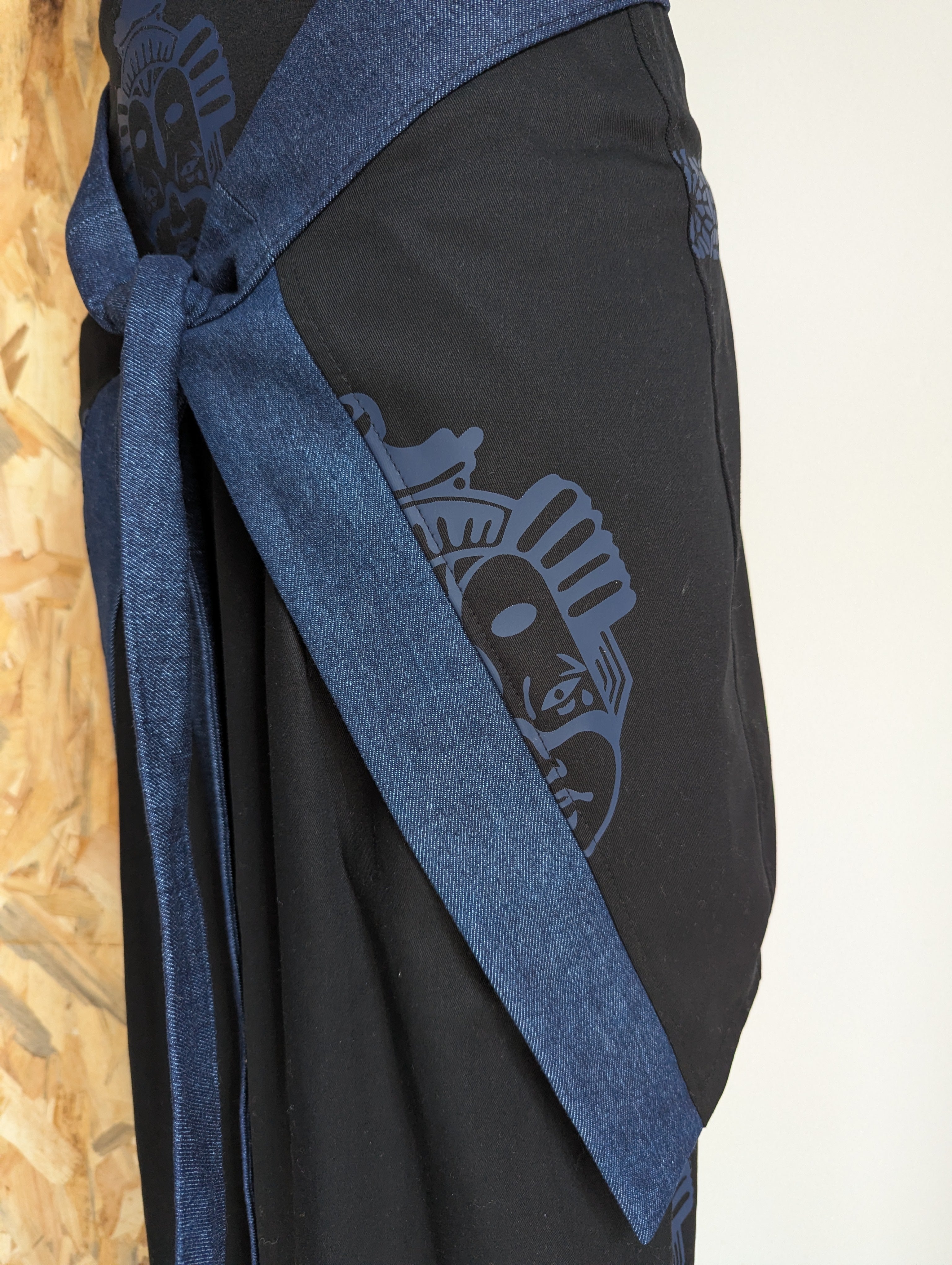 KijiBato Blue P26 Baggy Jap 4.1 "Naha" (Ōkini P26) + Tablier TM petit L