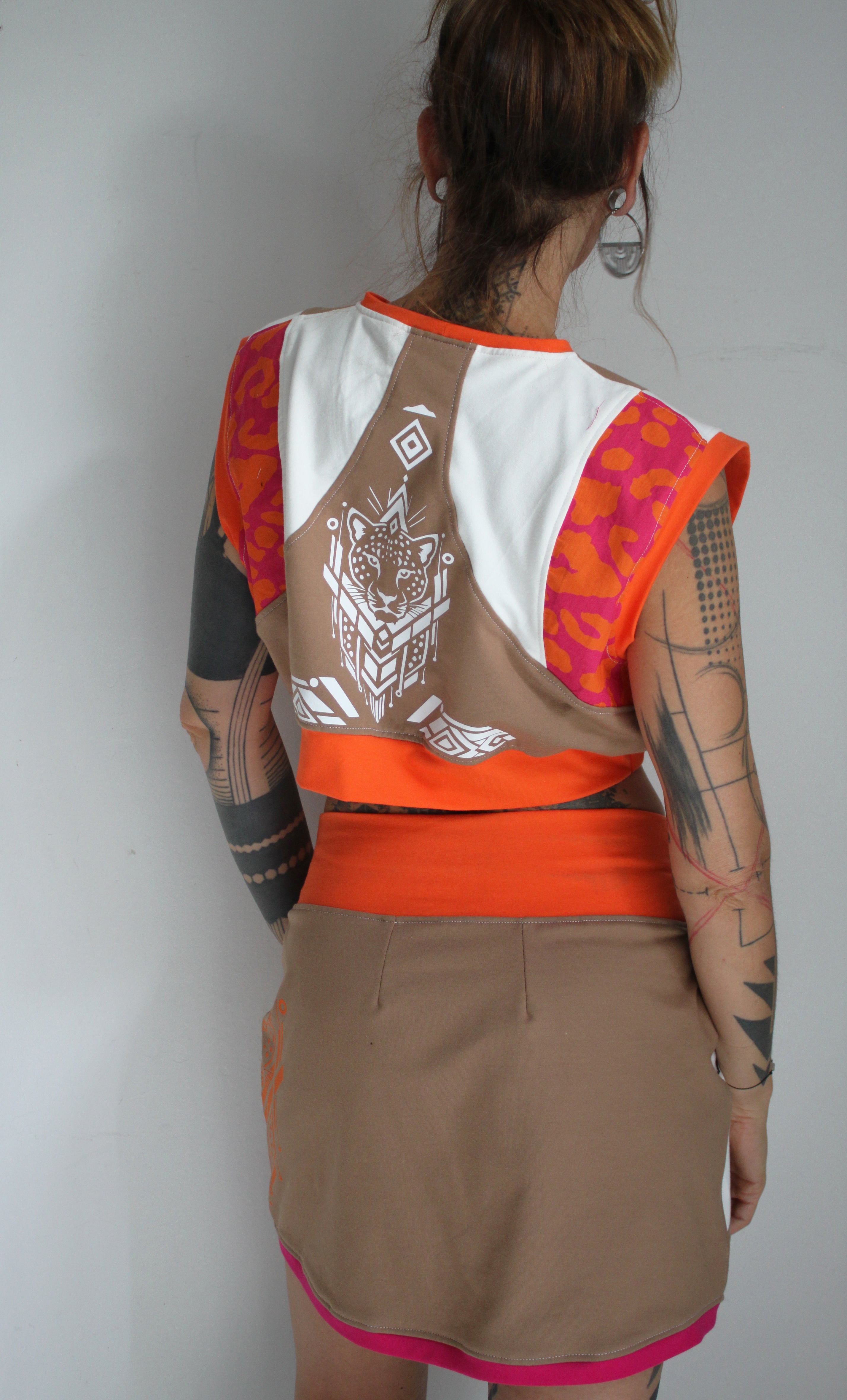 Safari Pop'🩷🐆🧡E26 Crop Top (E25) TS/M