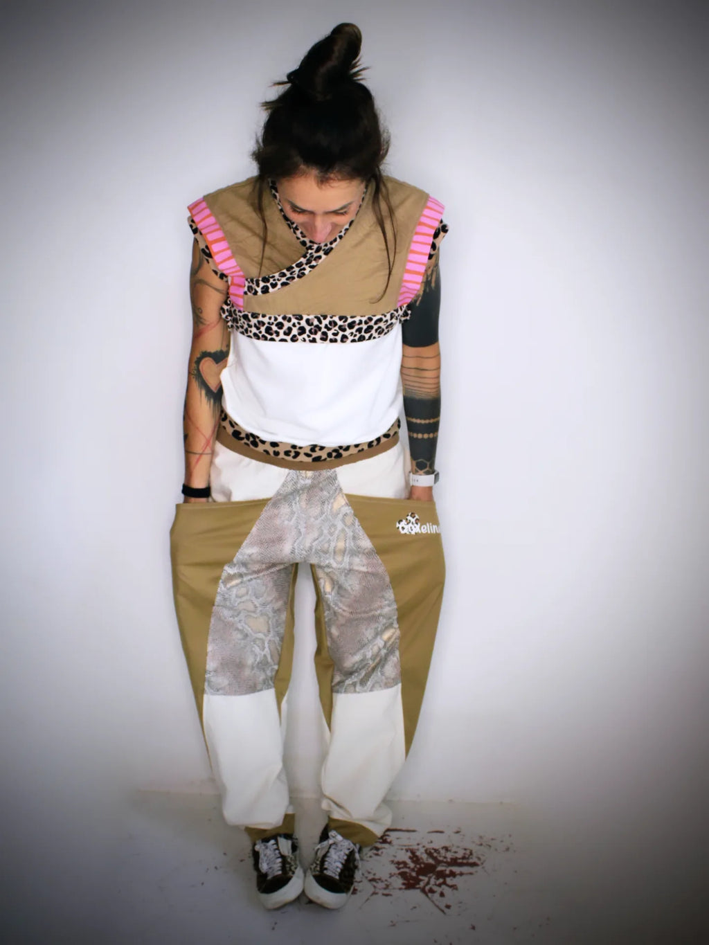 "l'Amour Vaincra" 2.0 P26 tee-shirt Basic + Crop TM