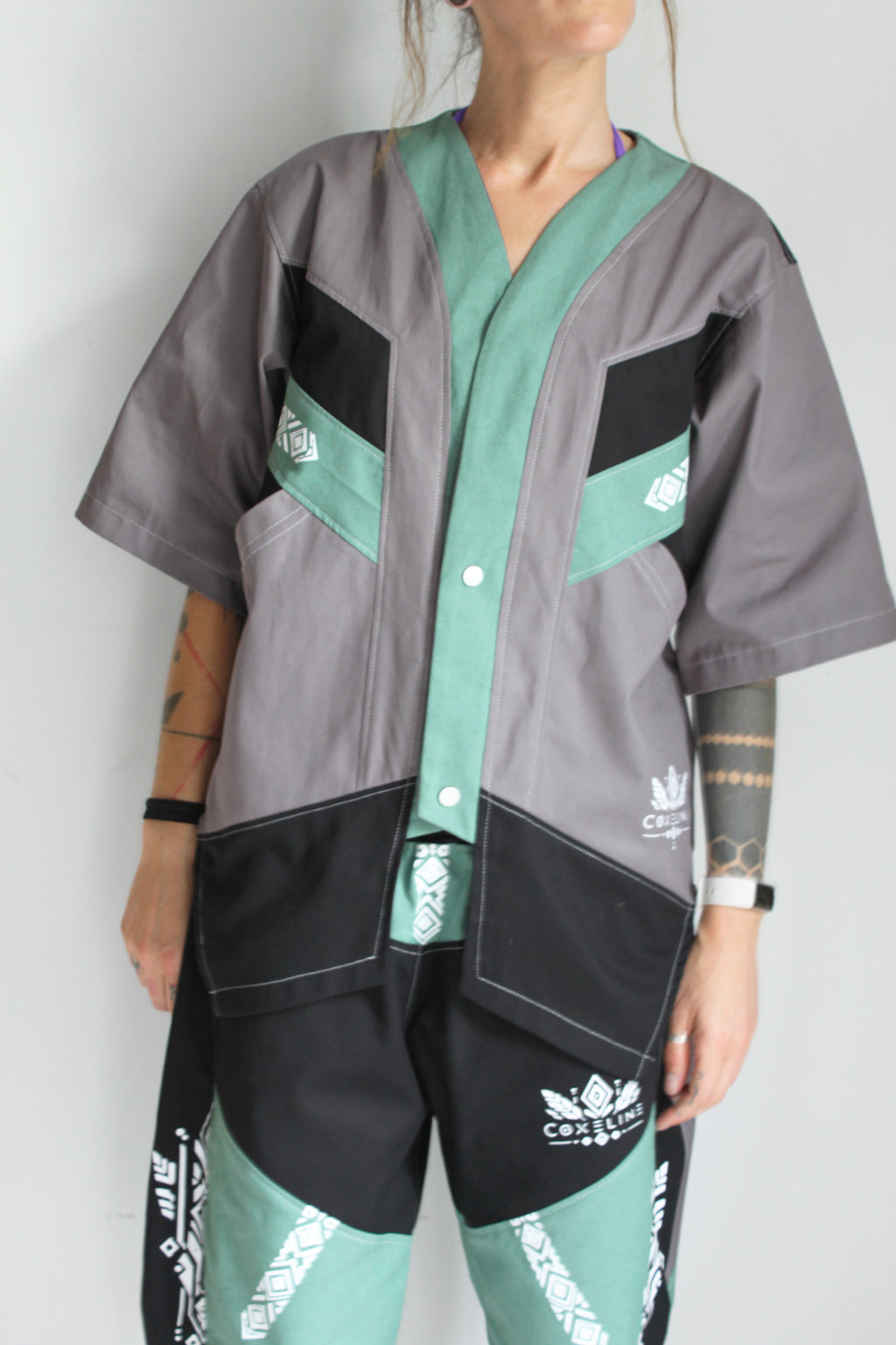 💜🩶OUIDAH💚🖤 Capsule E26 Chemise "Baseball" TM/L