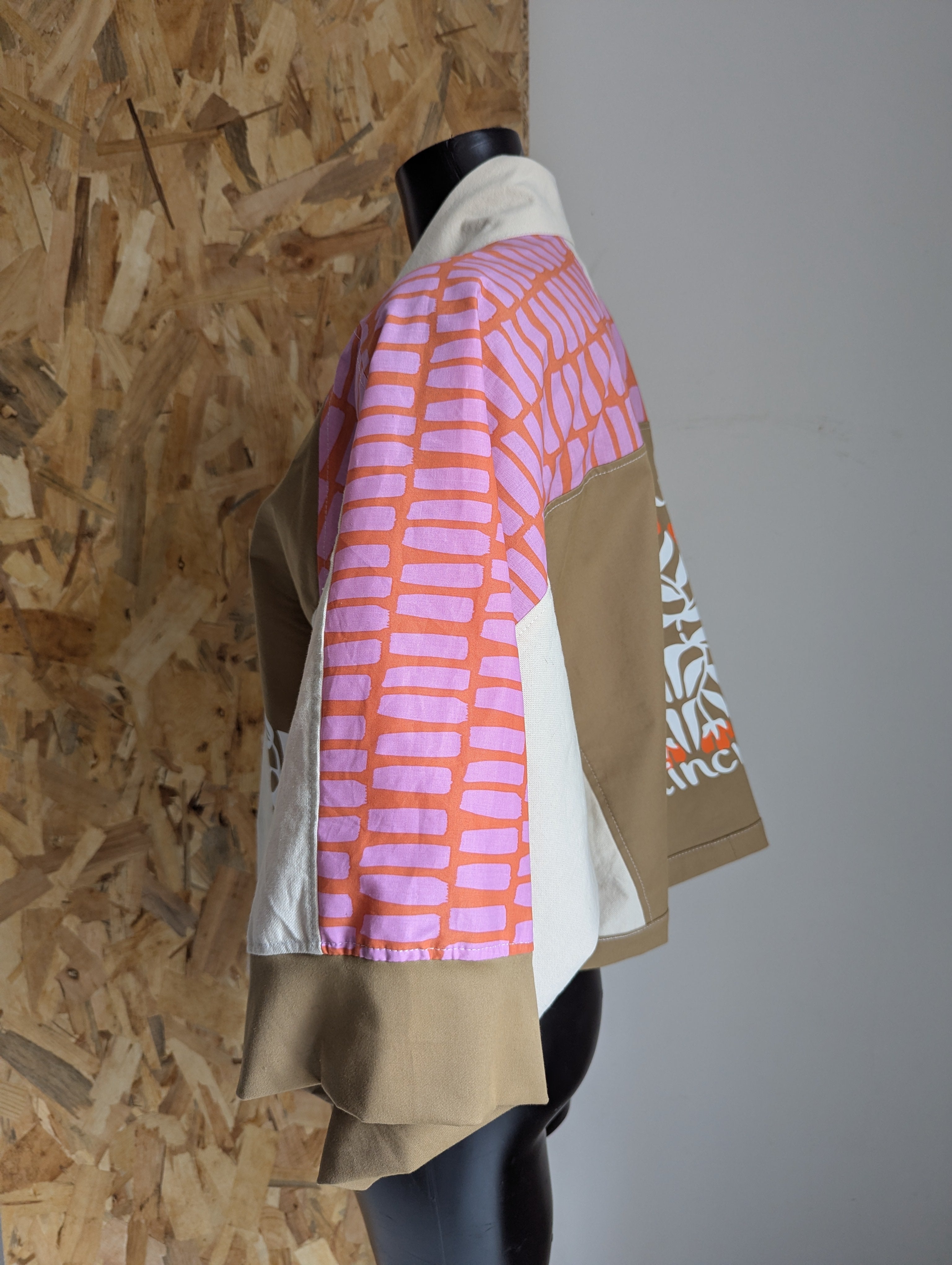 "l'Amour Vaincra" 2.0 P26 Kimono Court P23 TU