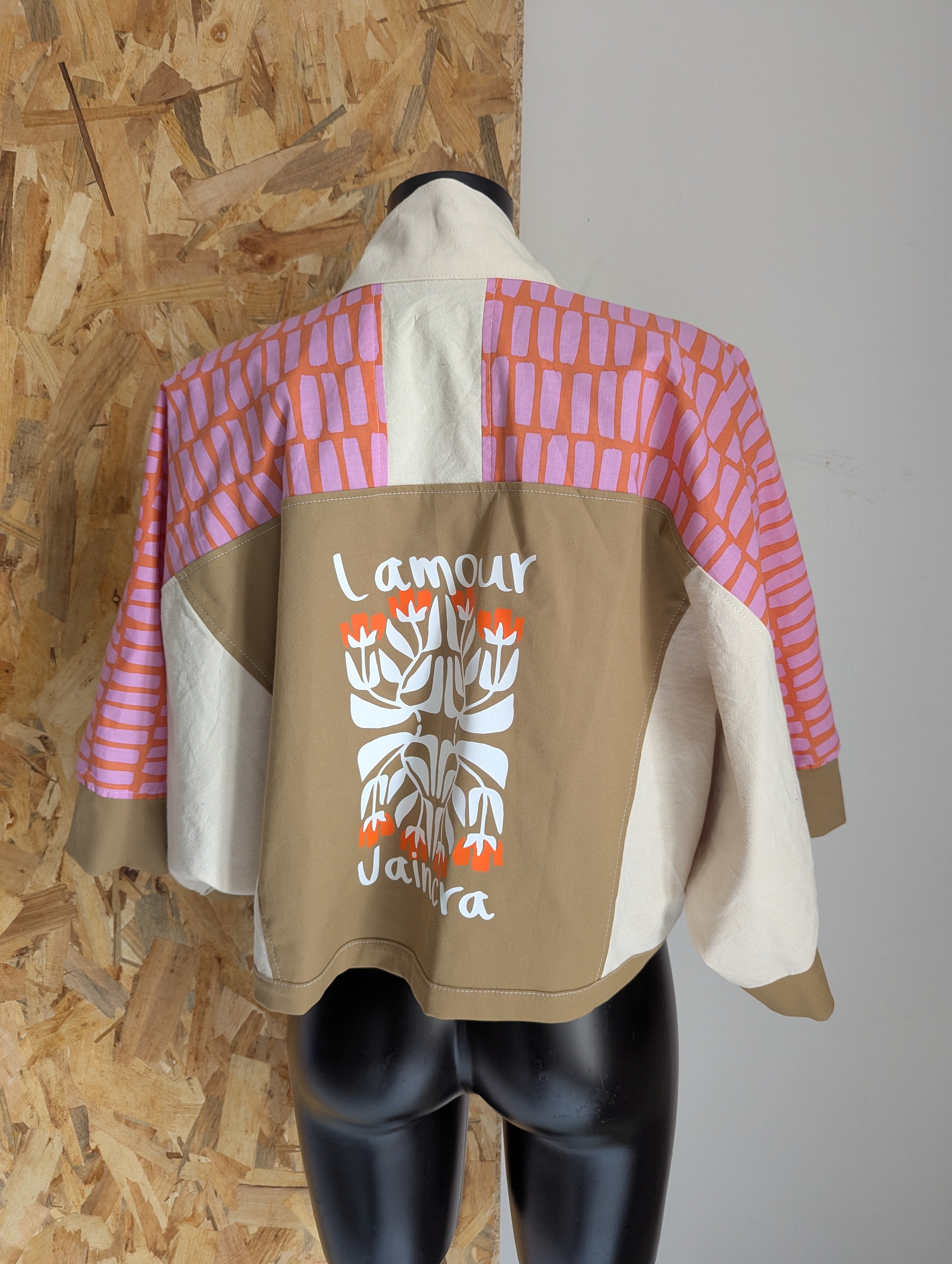 "l'Amour Vaincra" 2.0 P26 Kimono Court P23 TU